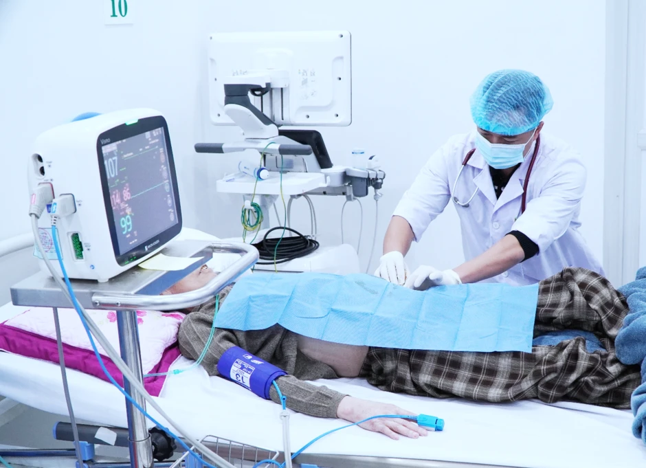 Chăm sóc giảm nhẹ, bác sĩ phục vụ bệnh nhân như người thân Chăm sóc giảm nhẹ, bác sĩ phục vụ bệnh nhân như người thân