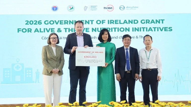 Chăm sóc sức khỏe bà mẹ và trẻ em là một trong những đầu tư hiệu quả nhất cho tương lai Chăm sóc sức khỏe bà mẹ và trẻ em là một trong những đầu tư hiệu quả nhất cho tương lai