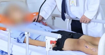Chàng trai 18 tuổi tỉnh táo lúc tai nạn, nhưng hôm sau đột ngột nguy kịch