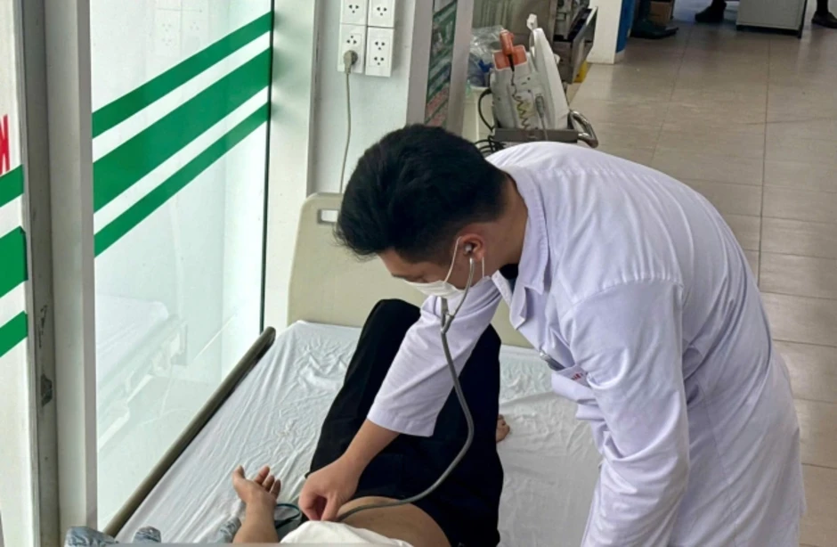 Chàng trai say nắng, ngã đa chấn thương khi đi giao hàng
