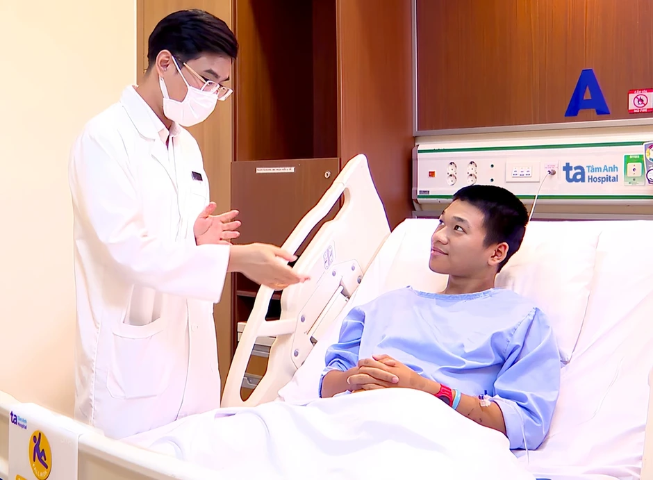 Chàng trai suy thận cấp, nhiễm khuẩn huyết sau tai nạn mất chân - Báo TinVina Chàng trai suy thận cấp, nhiễm khuẩn huyết sau tai nạn mất chân - Báo TinVina
