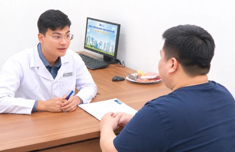 Chàng trai tăng 20 kg trong một năm - Báo TinVina Chàng trai tăng 20 kg trong một năm - Báo TinVina