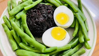 Chế độ ăn keto khác eat clean thế nào - Báo TinVina
