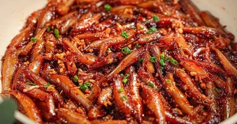 Chỉ ăn cá thay thịt theo lời khuyên của bác sĩ, người đàn ông có hơn 20 khối polyp đại tràng bất ngờ khi đi khám