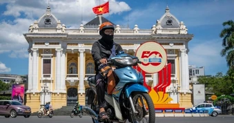 Chỉ số UV ở Hà Nội chạm ngưỡng rất cao: Tránh ngay những việc này