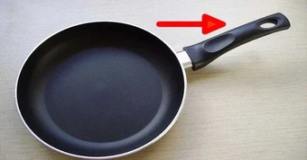 Chiếc lỗ ở cuối cán nồi, chảo dùng để làm gì? Hóa ra không chỉ để treo như nhiều người vẫn nghĩ