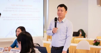 Chồng được nghỉ 10 ngày khi vợ sinh con thứ 2?