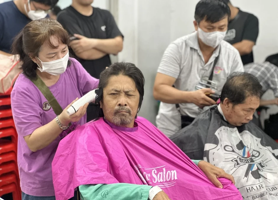 'Chủ nhật chia sẻ yêu thương': Tiếp sức người bệnh vượt khó 'Chủ nhật chia sẻ yêu thương': Tiếp sức người bệnh vượt khó