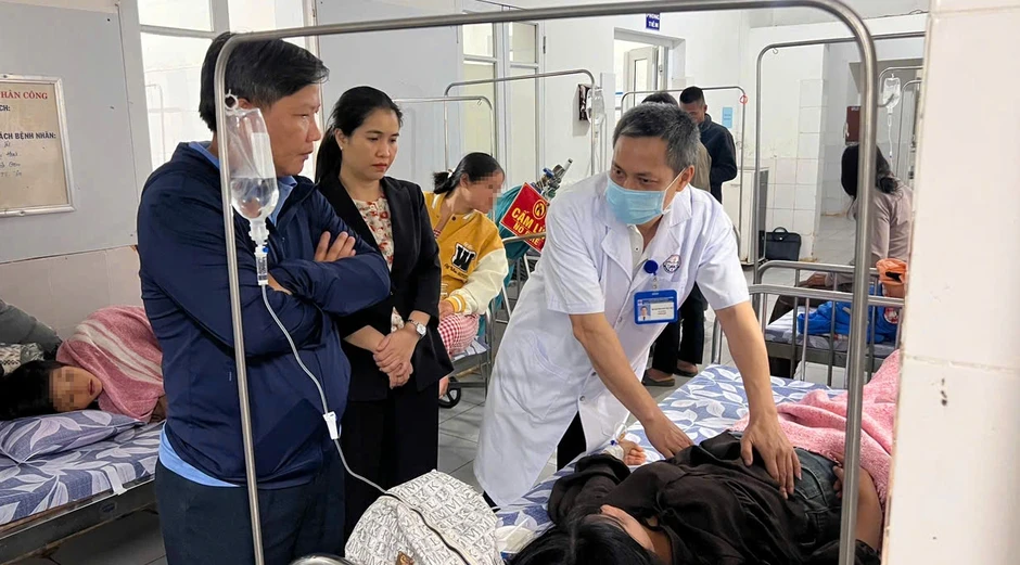 Chủ tiệm bánh mì liên quan vụ 82 người ngộ độc bị xử phạt Chủ tiệm bánh mì liên quan vụ 82 người ngộ độc bị xử phạt