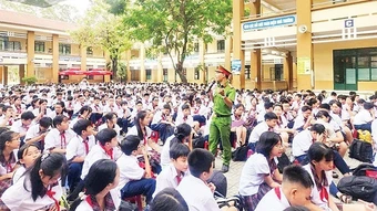 Chung tay đẩy lùi bạo lực học đường