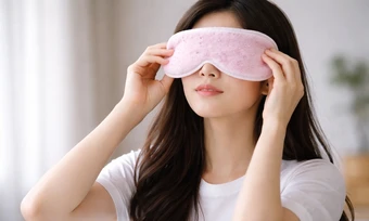 Chườm ấm có giúp giảm khô mắt không? - Báo TinVina
