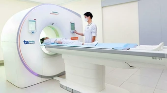 Chụp X-quang và CT phổi nhiều lần có hại không? - Báo TinVina