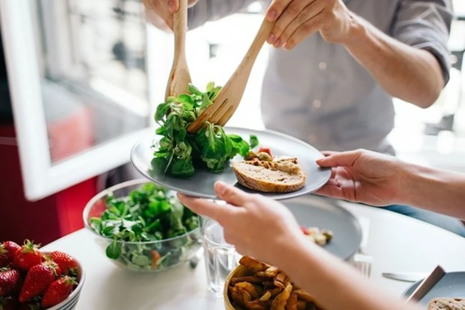 Chuyên gia cảnh báo về trào lưu “ăn chống viêm” trên mạng xã hội Chuyên gia cảnh báo về trào lưu “ăn chống viêm” trên mạng xã hội