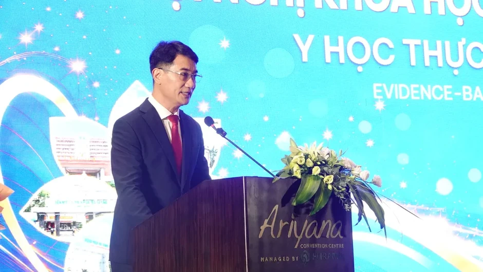 Chuyên gia quốc tế chia sẻ về y học thực chứng tại Đà Nẵng Chuyên gia quốc tế chia sẻ về y học thực chứng tại Đà Nẵng