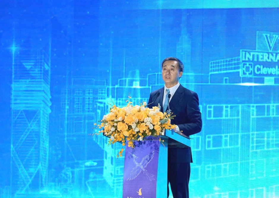 Chuyên gia: Robot là bước tiến lớn nhưng không thể thay thế bác sĩ Chuyên gia: Robot là bước tiến lớn nhưng không thể thay thế bác sĩ