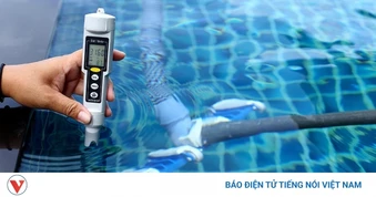 Clo trong nước máy và hồ bơi có phải nguyên nhân gây bệnh tuyến giáp?