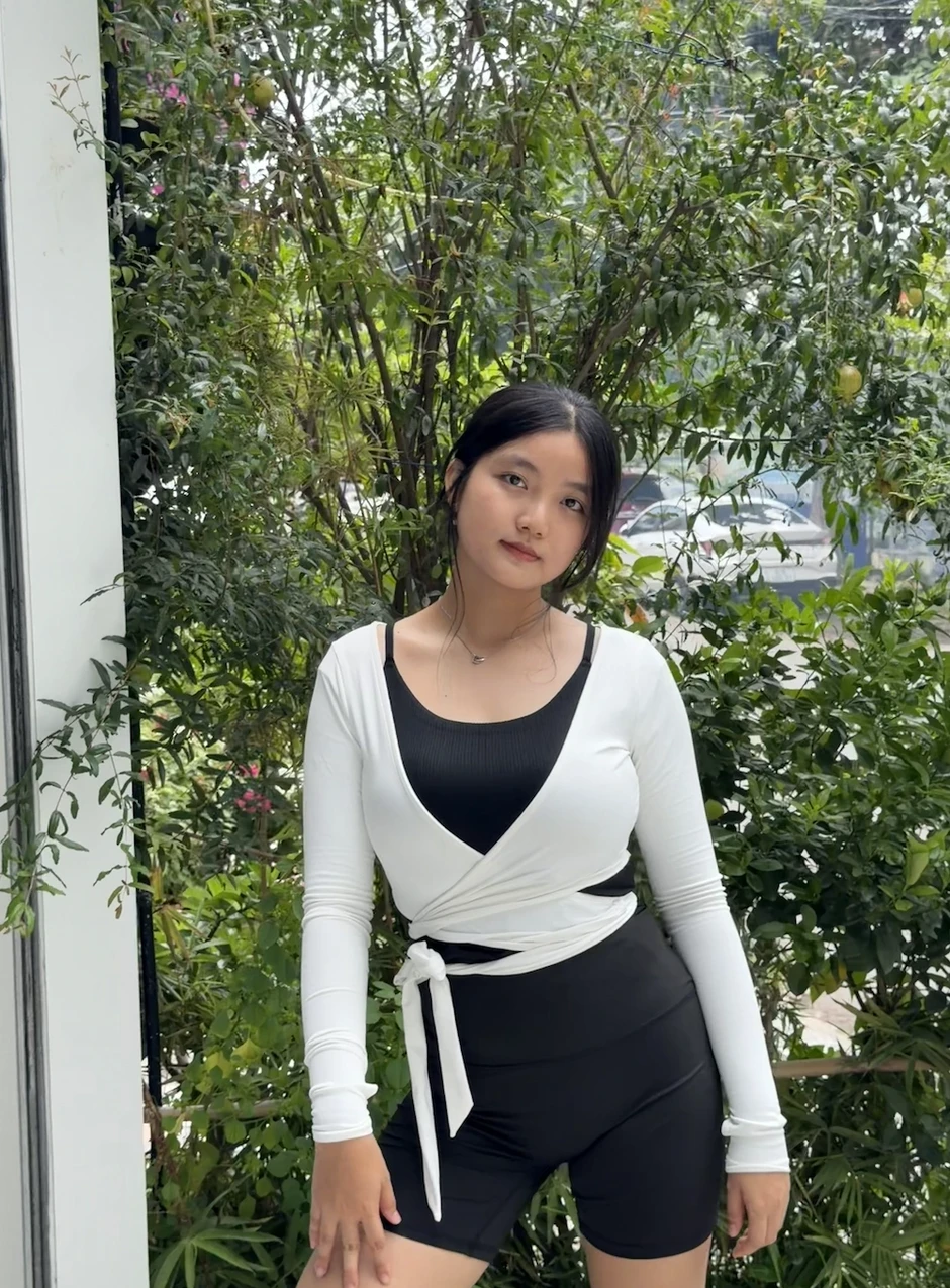 Cô gái 'hóa thiên nga' sau gần ba tháng ăn cơm anh trai nấu Cô gái 'hóa thiên nga' sau gần ba tháng ăn cơm anh trai nấu