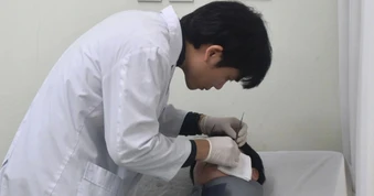 Cô gái nhập viện vì biến chứng sau tiêm filler "tai phật"