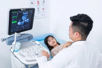 Có nên đi khám khi thai máy ít? - Báo TinVina
