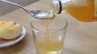 Có nên uống giấm táo hàng ngày? - Báo TinVina