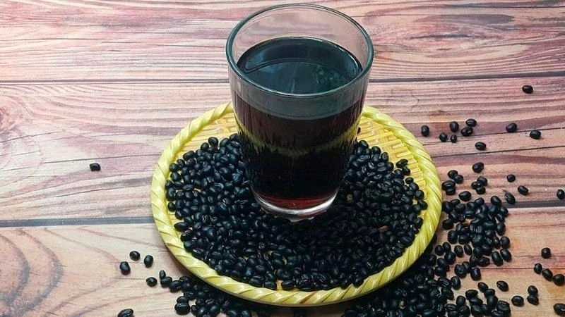 Có nên uống nước đậu đen thay nước lọc? Có nên uống nước đậu đen thay nước lọc?