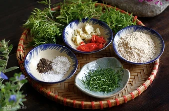 Cơ thể ra sao khi bạn ăn quá nhiều muối? - Báo TinVina