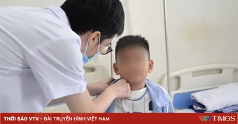 Cổ to bất thường, bé 8 tuổi phát hiện ung thư tuyến giáp