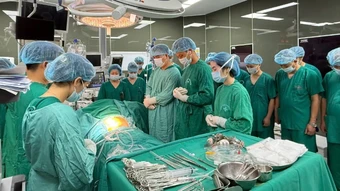 Con trai quyết định hiến tạng của cha chết não, trao cơ hội sống cho 3 người bệnh