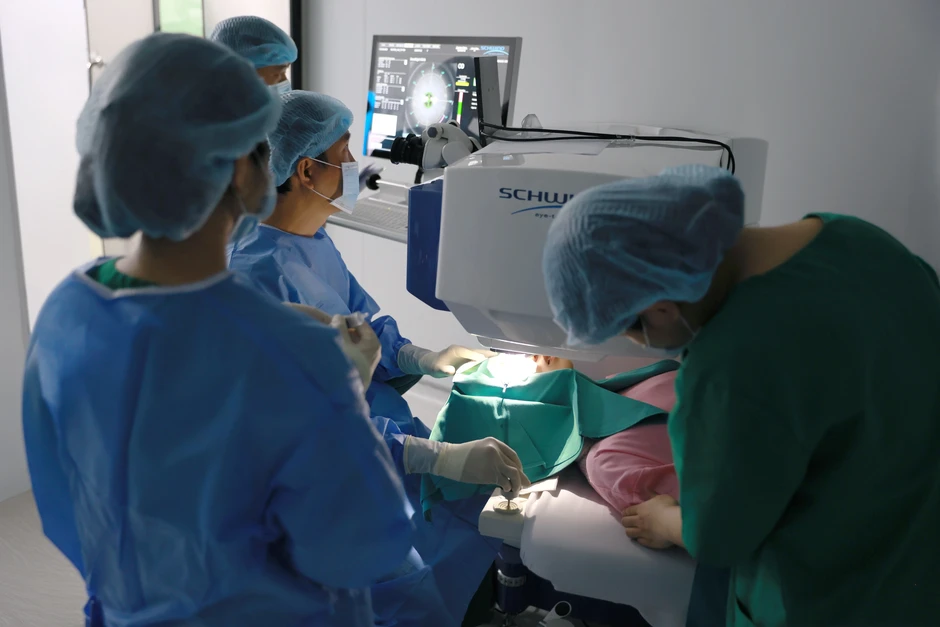 Công nghệ Lumopro - giải pháp thế hệ mới giúp xóa cận vết mổ nhỏ Công nghệ Lumopro - giải pháp thế hệ mới giúp xóa cận vết mổ nhỏ