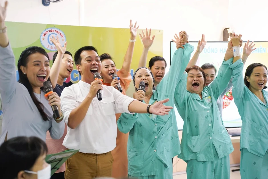 Công tác xã hội trong bệnh viện: Điểm tựa của người bệnh