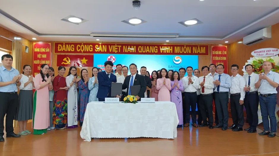Công ty TNHH MTV Dược Sài Gòn (Sapharco) ký kết hợp tác với Viện Kiểm nghiệm thuốc TPHCM Công ty TNHH MTV Dược Sài Gòn (Sapharco) ký kết hợp tác với Viện Kiểm nghiệm thuốc TPHCM
