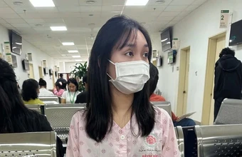 Cú sốc tuổi 30: Phát hiện phình mạch não từ cơn đau 'chịu một chút là qua'