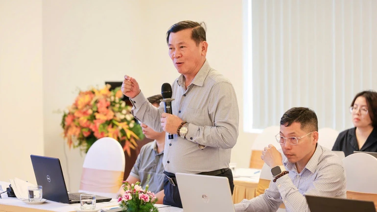 Cụ thể hóa và bảo đảm tính khả thi trong quá trình thực hiện Luật Dân số Cụ thể hóa và bảo đảm tính khả thi trong quá trình thực hiện Luật Dân số