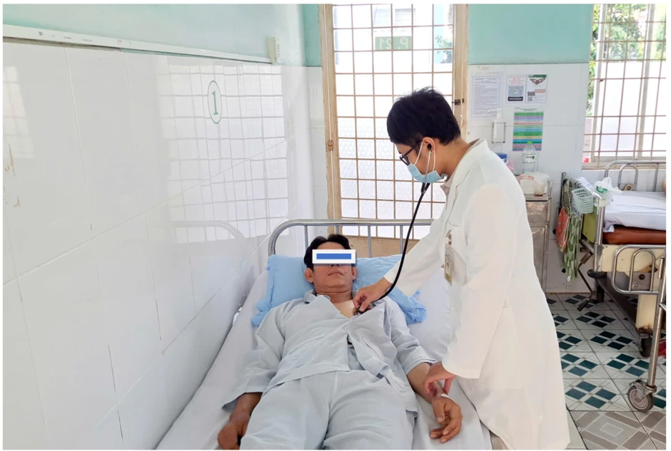 Cứu người đàn ông bị nhồi máu cơ tim cấp sau khi bị điện giật