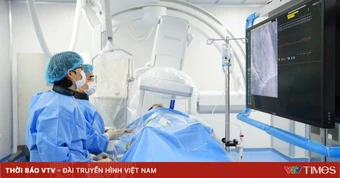 Cứu sống du khách Pháp bị nhồi máu cơ tim ở Quảng Ninh