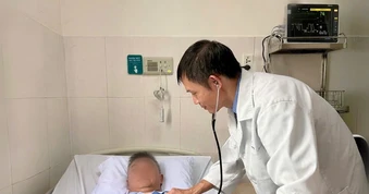 Cứu sống ngoạn mục bệnh nhân ngưng tim 45 phút tại Cần Thơ