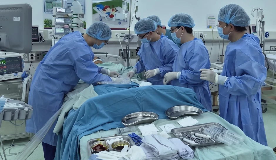 Cứu sống thiếu niên viêm cơ tim tối cấp Cứu sống thiếu niên viêm cơ tim tối cấp