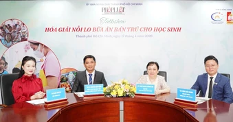 Đang diễn ra talkshow 'Hoá giải nỗi lo bữa ăn bán trú cho học sinh'
