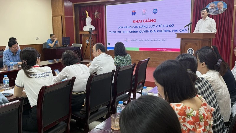 Đào tạo "Nâng cao năng lực y tế cơ sở theo mô hình chính quyền 2 cấp" tại Hà Nội Đào tạo "Nâng cao năng lực y tế cơ sở theo mô hình chính quyền 2 cấp" tại Hà Nội