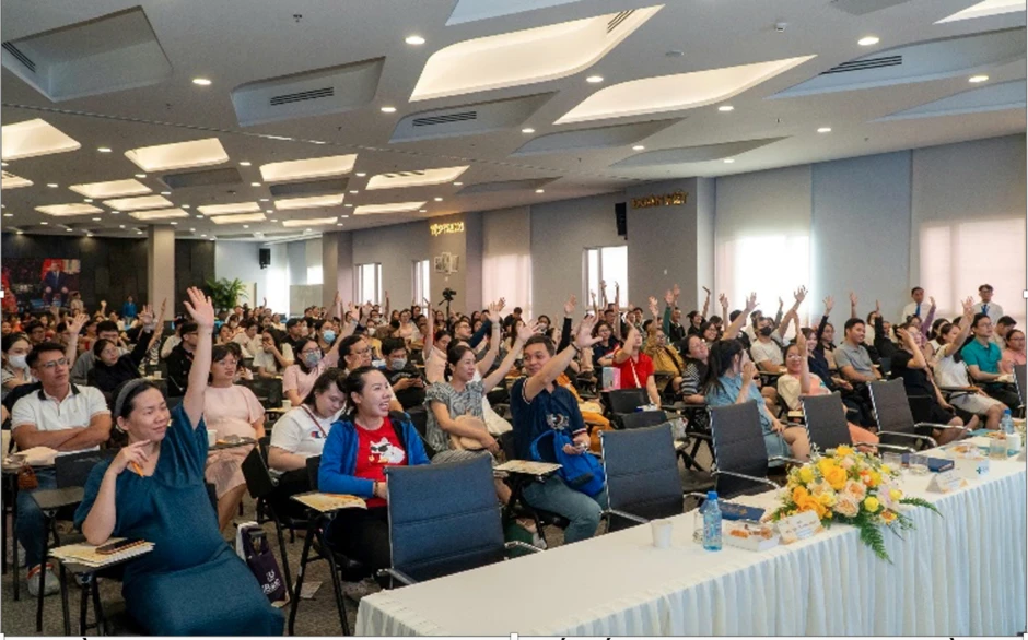 Dấu ấn lớp học tiền sản quy mô kỷ lục tại Bệnh viện quốc tế City thu hút hơn 400 mẹ bầu