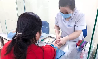 Dấu hiệu cảnh báo bệnh tuyến giáp ở phụ nữ - Báo TinVina