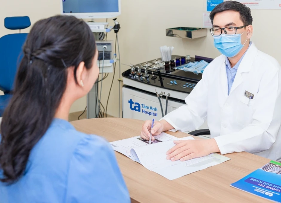 Dấu hiệu nào nhận biết viêm amidan gây hôi miệng? - Báo TinVina Dấu hiệu nào nhận biết viêm amidan gây hôi miệng? - Báo TinVina