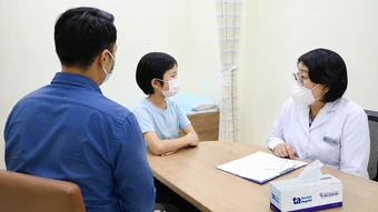 Dấu hiệu nhận biết trẻ mắc sốt xuất huyết - Báo TinVina