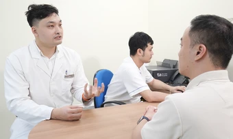 Đau họng, nuốt vướng có phải viêm họng không? - Báo TinVina