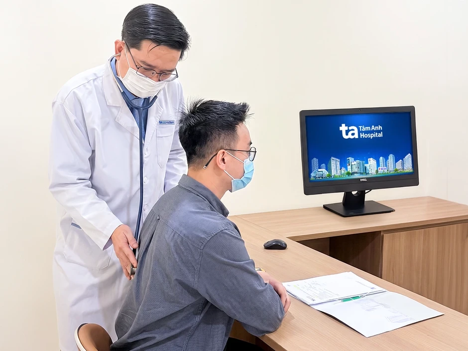 Đau ngực khi hít sâu có phải mắc bệnh phổi? - Báo TinVina Đau ngực khi hít sâu có phải mắc bệnh phổi? - Báo TinVina