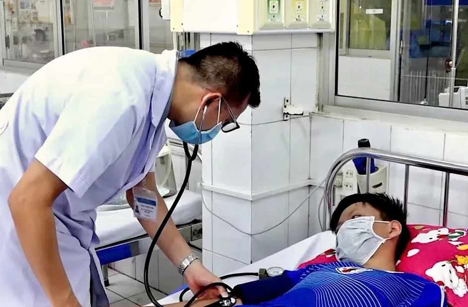 ĐBSCL: Số ca bệnh sốt xuất huyết và tay chân miệng tăng mạnh, ghi nhận 1 ca tử vong ĐBSCL: Số ca bệnh sốt xuất huyết và tay chân miệng tăng mạnh, ghi nhận 1 ca tử vong