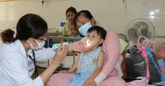 ĐBSCL: Số ca bệnh sốt xuất huyết và tay chân miệng tăng mạnh, ghi nhận 1 ca tử vong