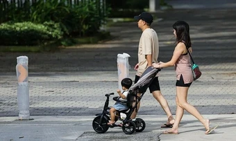 Đẻ con ở Singapore - cuộc đầu tư 'quá sức' với cả triệu phú