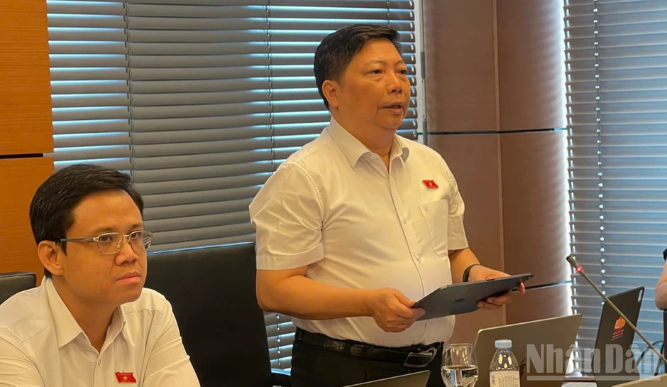 Đề xuất cơ chế thu hút nhân lực, nâng cao chất lượng y tế Đề xuất cơ chế thu hút nhân lực, nâng cao chất lượng y tế