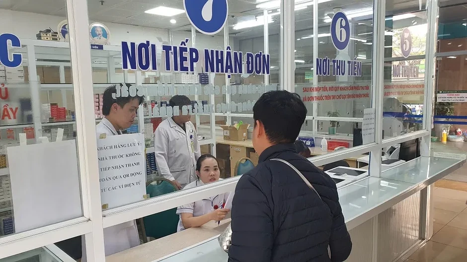 Đề xuất định danh người bán thuốc trên môi trường mạng Đề xuất định danh người bán thuốc trên môi trường mạng